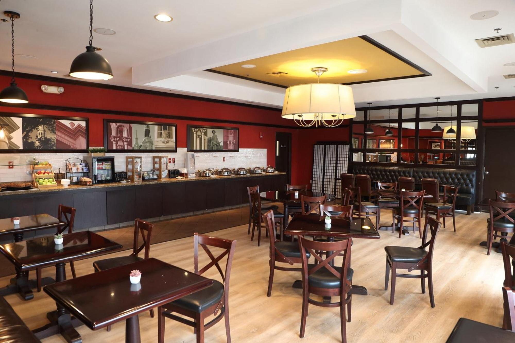 Four Points By Sheraton Wakefield Boston Hotel & Conference Center Esterno foto
