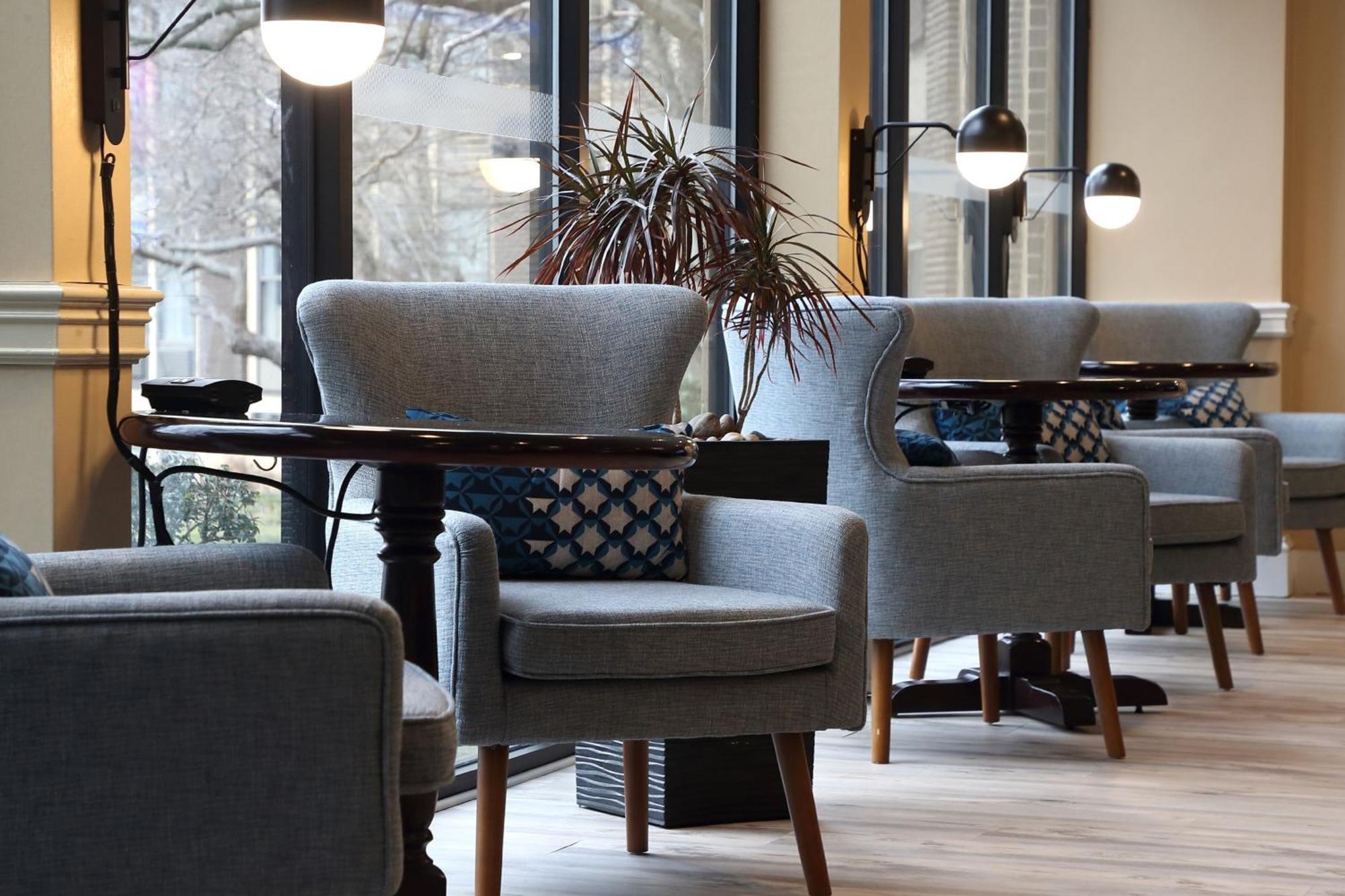 Four Points By Sheraton Wakefield Boston Hotel & Conference Center Esterno foto