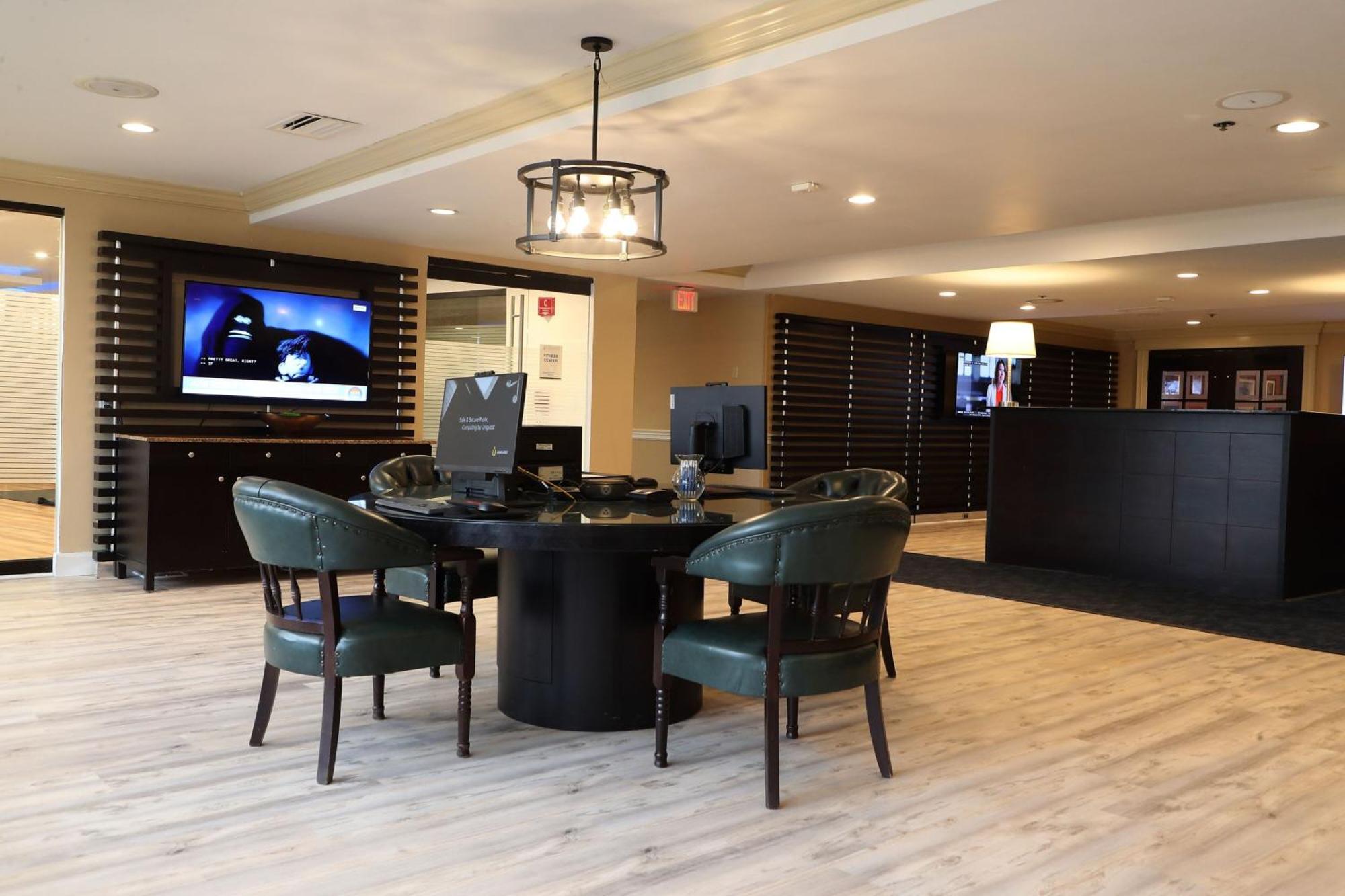 Four Points By Sheraton Wakefield Boston Hotel & Conference Center Esterno foto