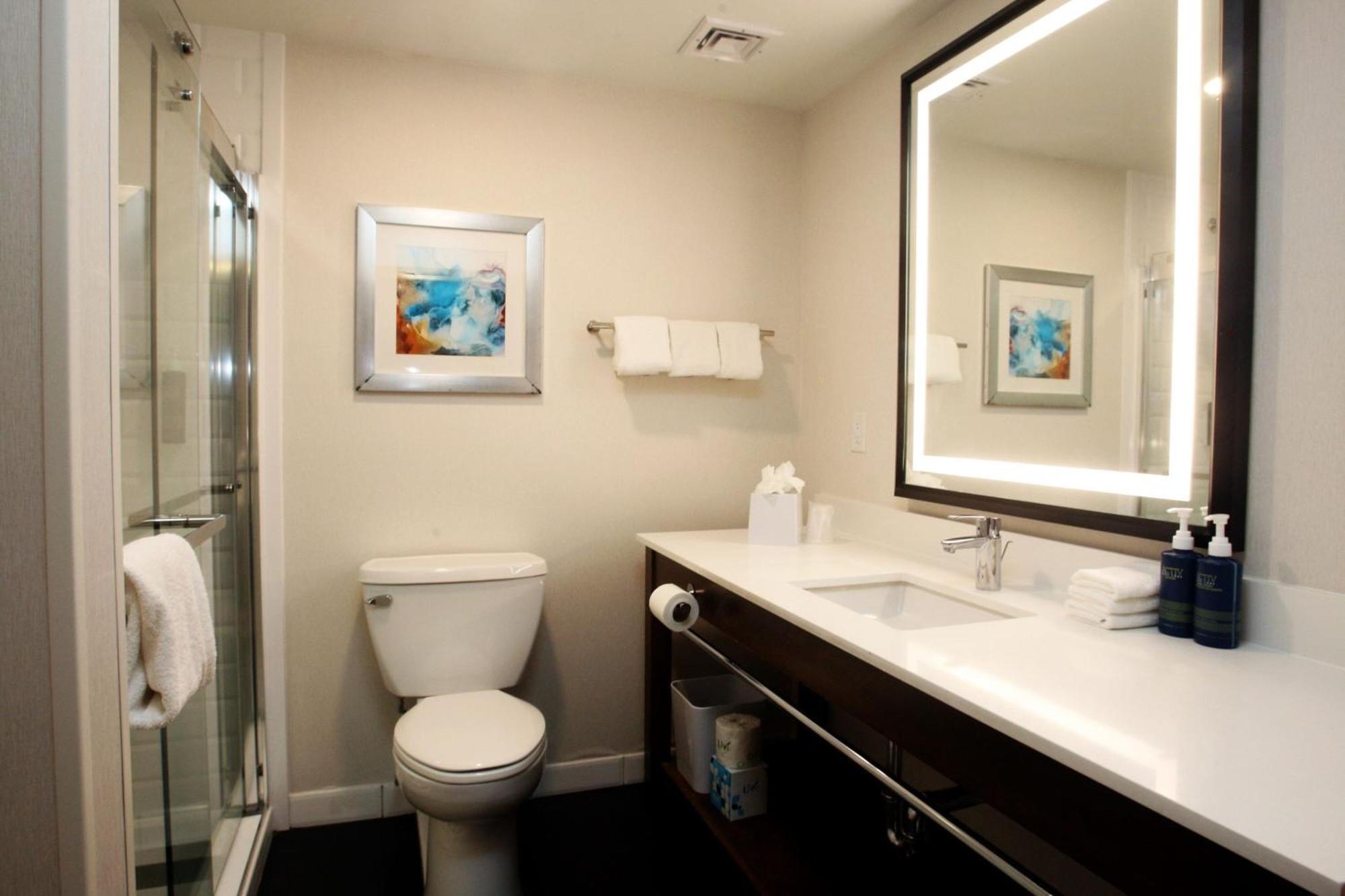Four Points By Sheraton Wakefield Boston Hotel & Conference Center Esterno foto